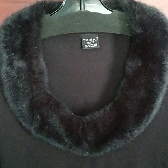 Tribal  sweater - Picture 3 of 4